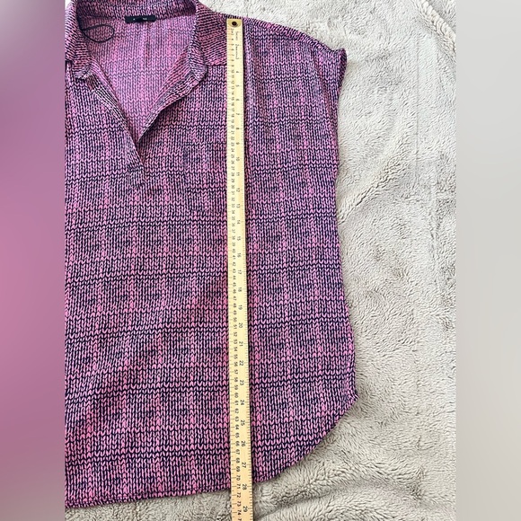 Pleione V Neck Collared Top Cap Sleeves Pink and Navy. Sz XXL plus size casual - Picture 10 of 11